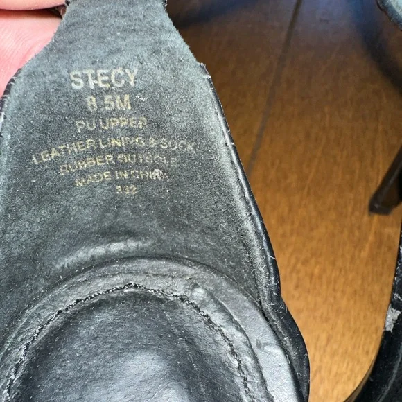 Steve Madden Heels Black - Picture 4 of 4